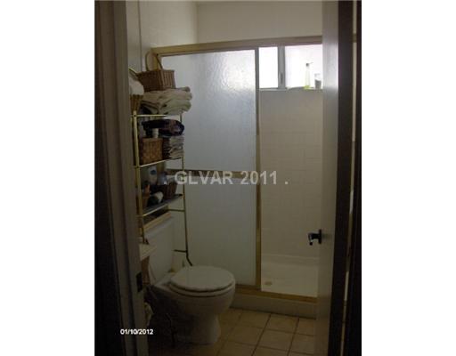 646 Arrayo Way Boulder City, NV 89005 - Photo 12 of 15 Master Bath/Spa.