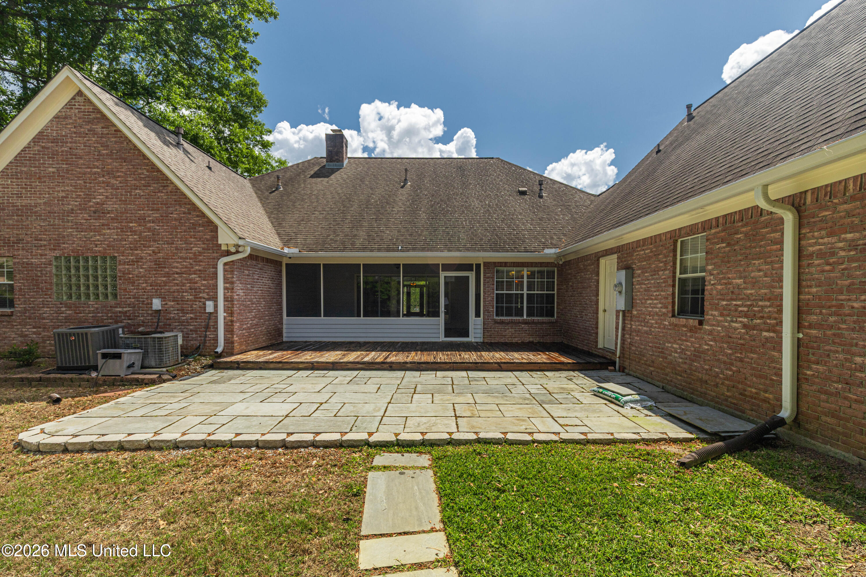 407 Thorngate Drive Brandon, MS 39042 - Photo 12 of 71 IMG_8235-Edit