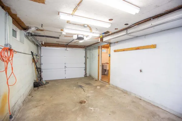 $270,000 | 241 Harshaville Road, Clinton, PA 15026