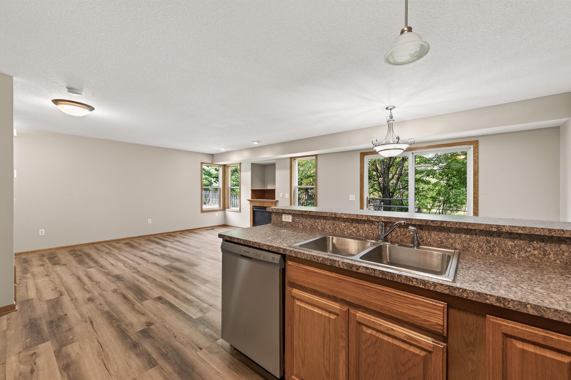 833 Glen Road Newport, MN 55055 - Photo 8 of 29 Gallery Image 8