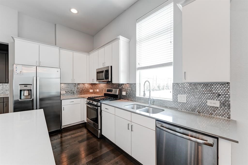 8409 Hempstead Road, Unit A Houston, TX 77008 - Photo 18 of 37