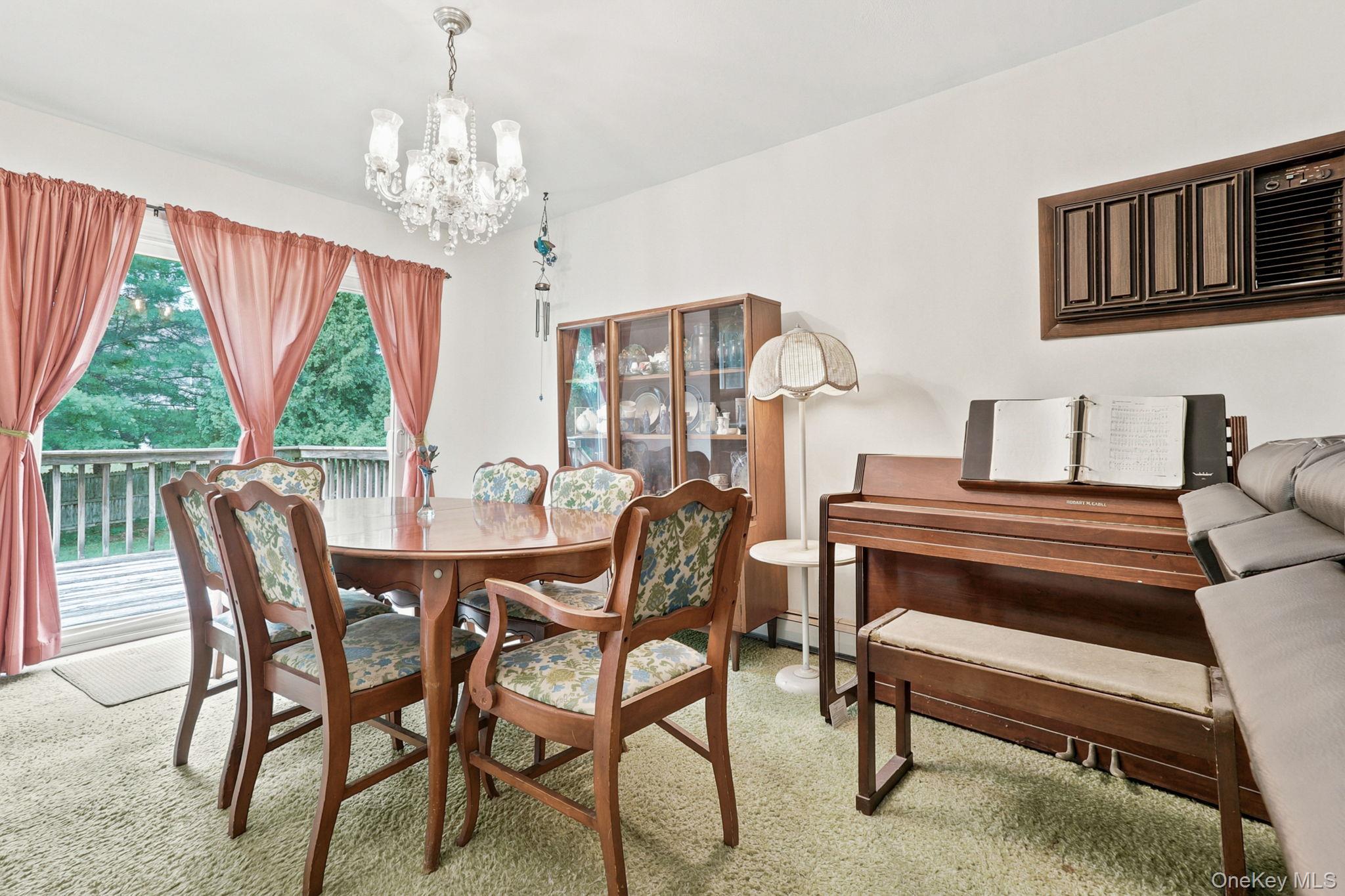 55 Sutton Park Road Poughkeepsie, NY 12603 - Photo 7 of 35