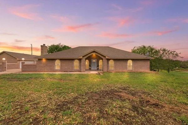 $650,000 | 353 Hidden Meadow Court, Rhome, TX 76078