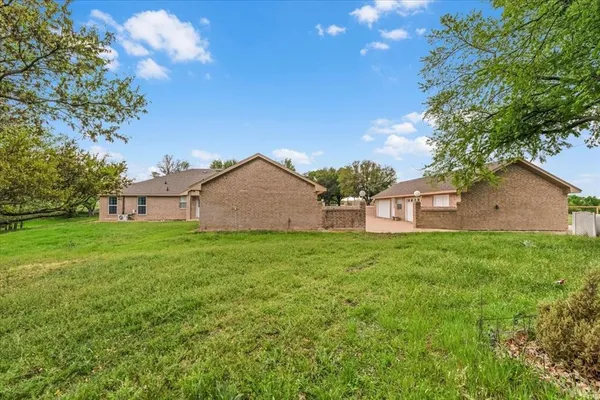 $650,000 | 353 Hidden Meadow Court, Rhome, TX 76078