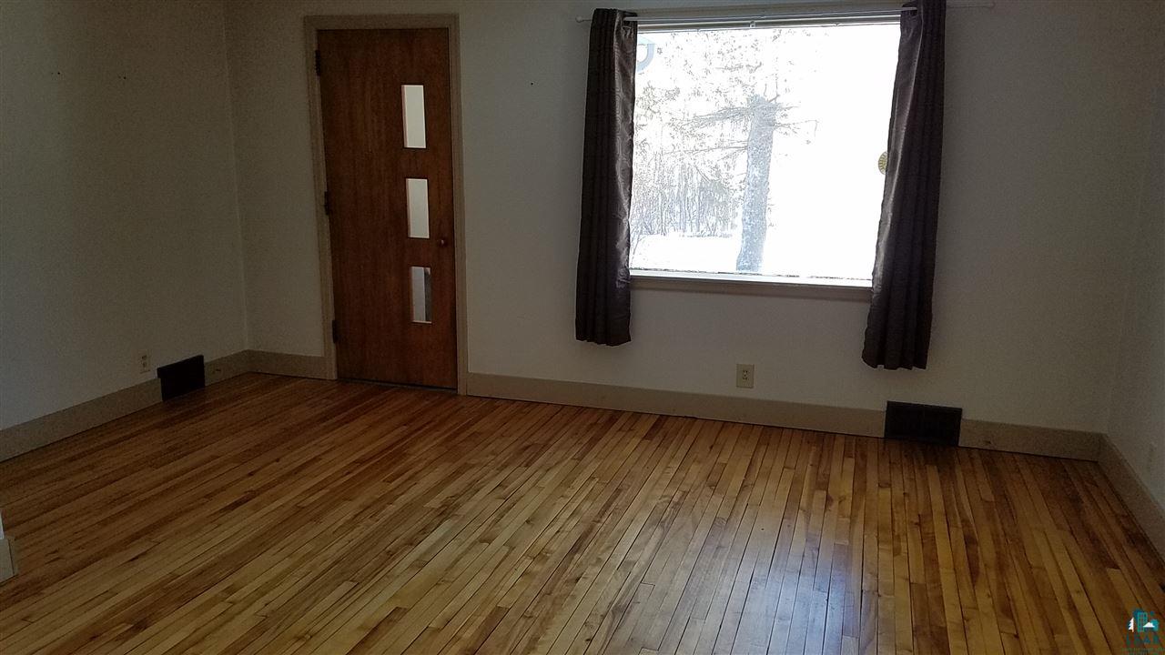 4150 Charles Road Duluth, MN 55803 - Photo 6 of 11