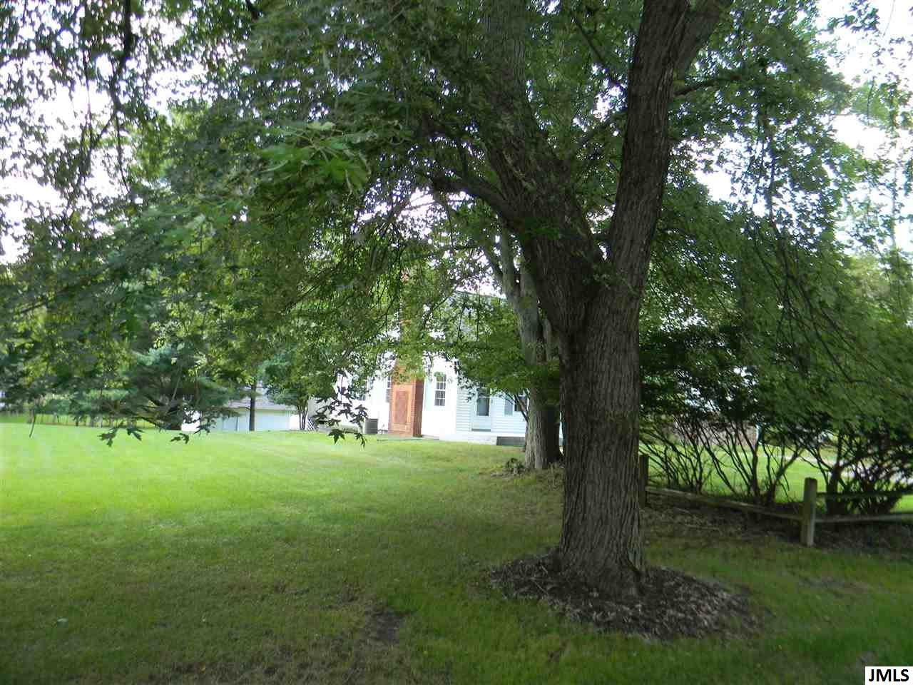 6120 Crest Road Jackson, MI 49203 - Photo 4 of 16 Photo 4