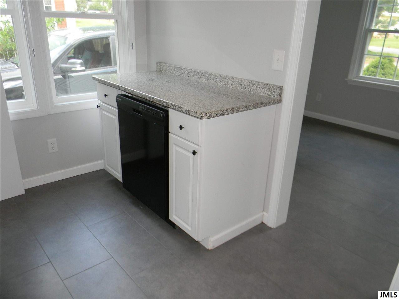 6120 Crest Road Jackson, MI 49203 - Photo 8 of 16 Photo 8