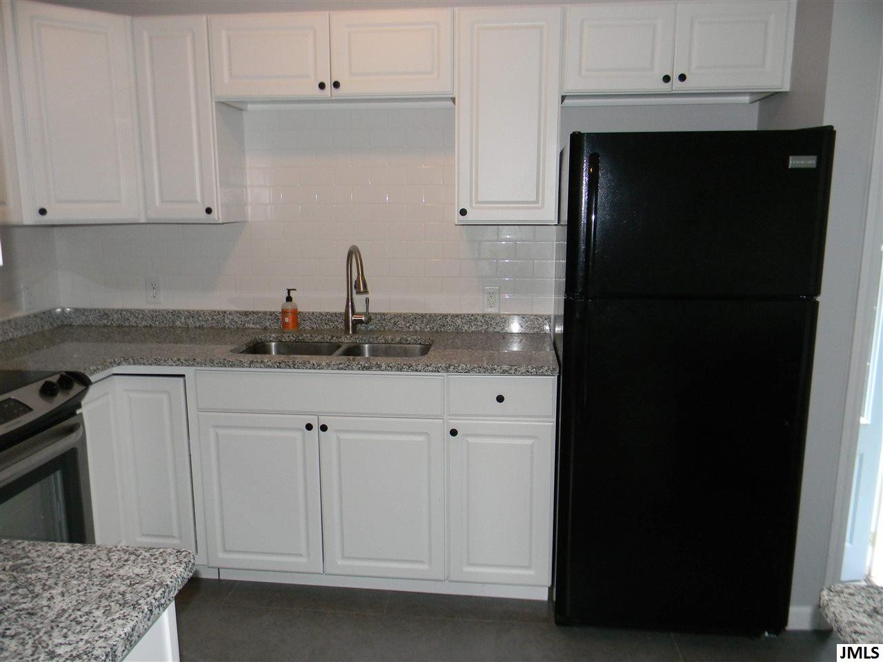 6120 Crest Road Jackson, MI 49203 - Photo 9 of 16 Photo 9