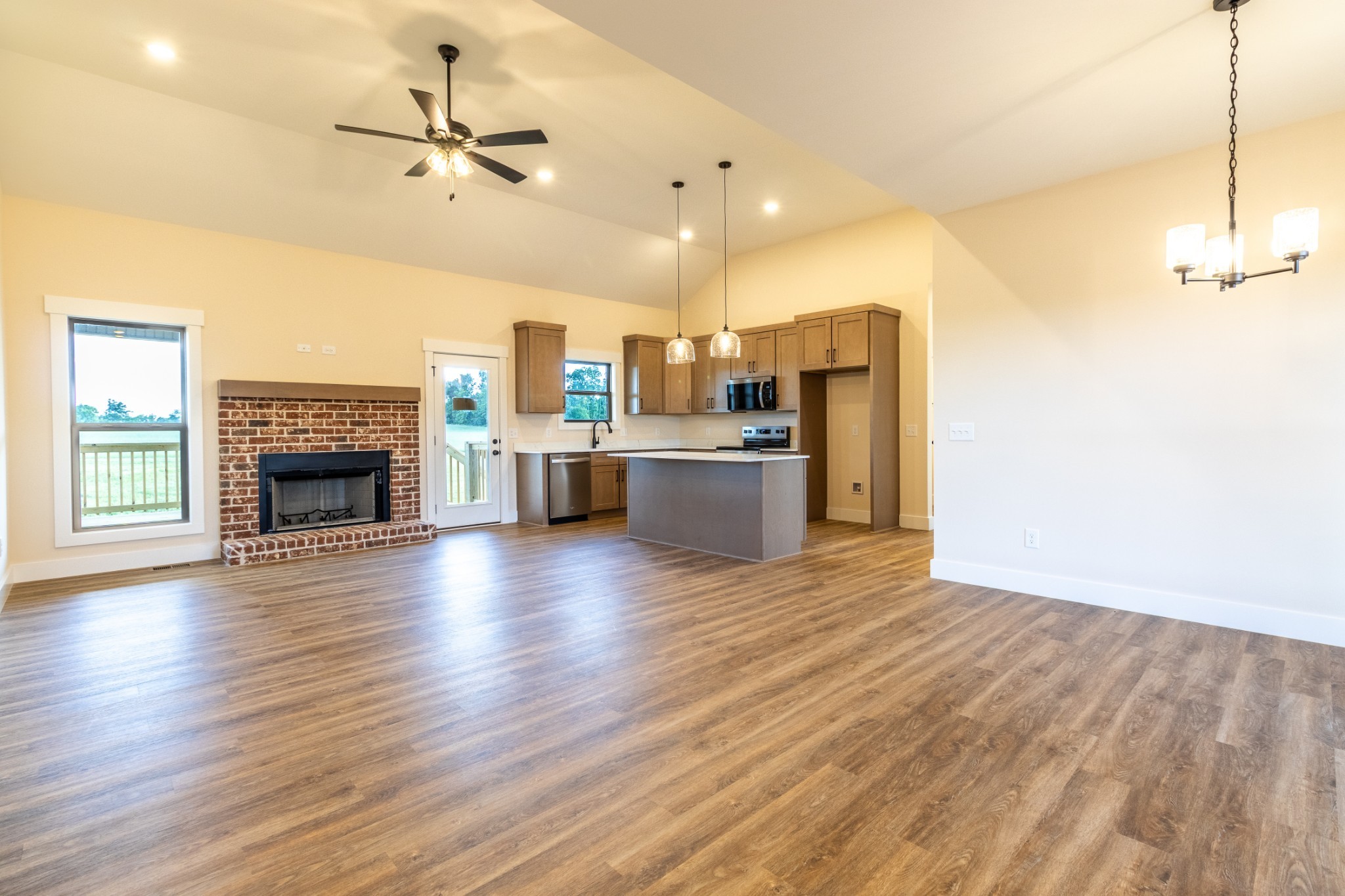 5359 Roy Holman Road Springfield, TN 37172 - Photo 10 of 35 Gallery Image 10
