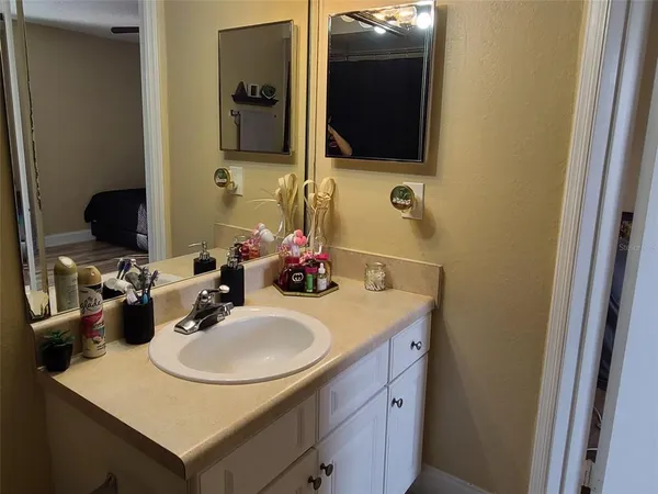 $1,750 | 4630 Commander Drive, Unit 1038, Orlando, FL 32822