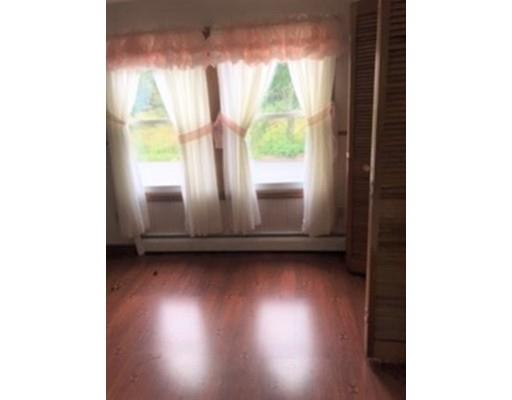 52 Venice Road Methuen, MA 01844 - Photo 8 of 19 Gallery Image 8