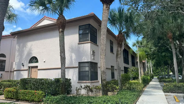 $4,000 | 5187 Europa Drive, Unit A CORNER, Boynton Beach, FL 33437