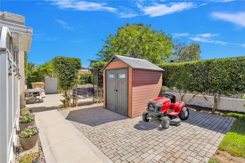 $695,000 | 18570 Niagara Drive, Victorville, CA 92395