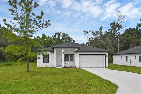 $330,000 | 22403 Southwest Rainbow Lakes Boulevard, Dunnellon, FL 34431