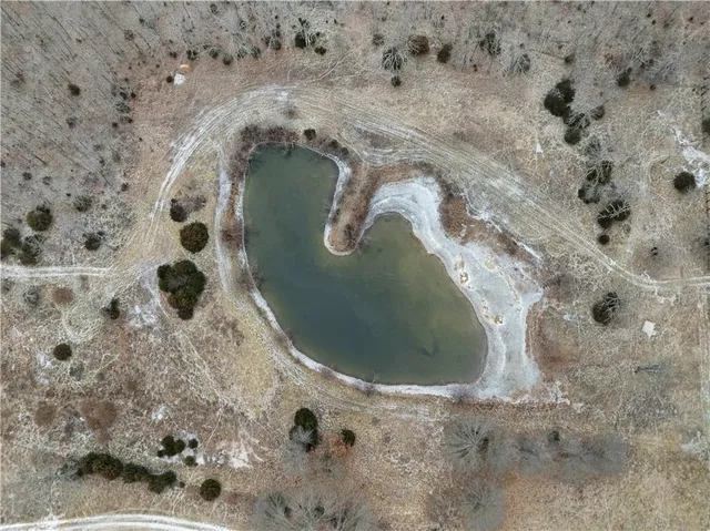 $172,695 | 2031 Northwest 601 Road, Appleton City, MO 64724