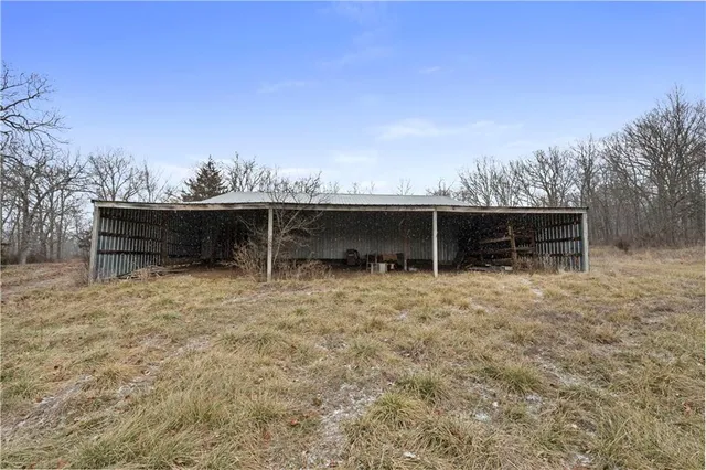 $172,695 | 2031 Northwest 601 Road, Appleton City, MO 64724