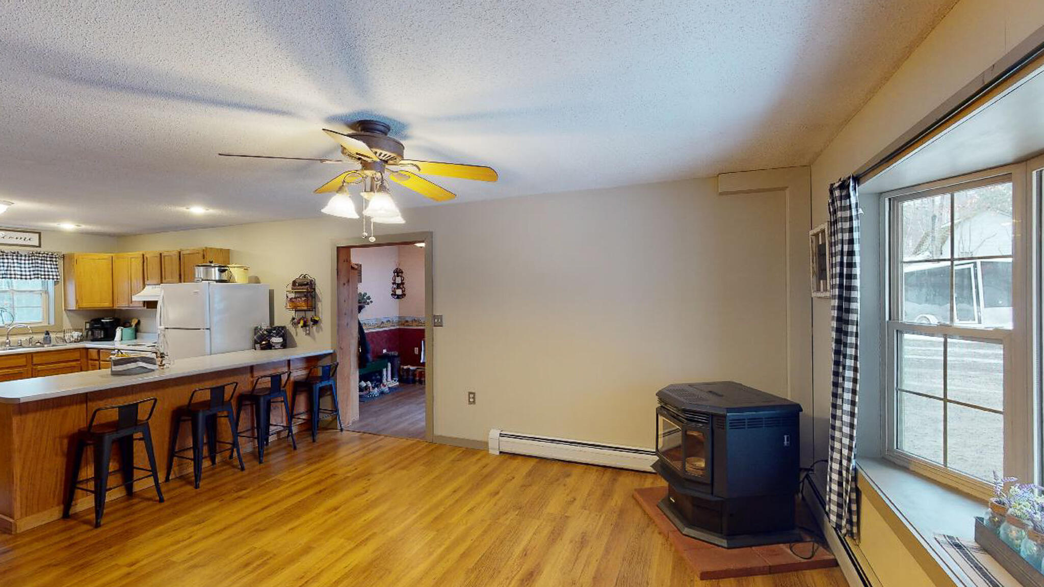 52 Sweet Road Lincoln, ME 04457 - Photo 11 of 35 11