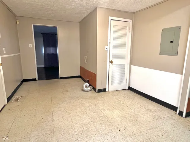 $149,900 | 5517 Purpura Drive, Indianapolis, IN 46236