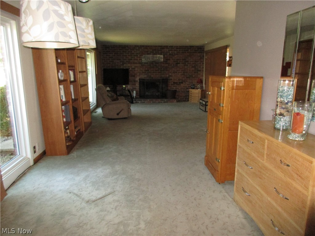 206 Rathbone Road Marietta, OH 45750 - Photo 8 of 25 DR to LR