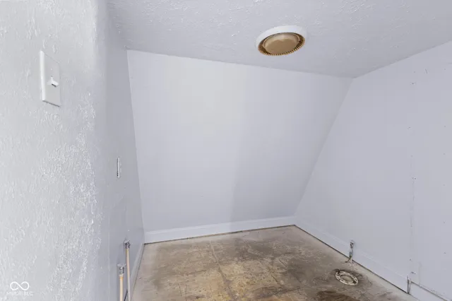 $649,000 | 7918 East 10th Street, Indianapolis, IN 46219