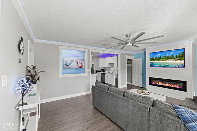 $649,000 | 7918 East 10th Street, Indianapolis, IN 46219