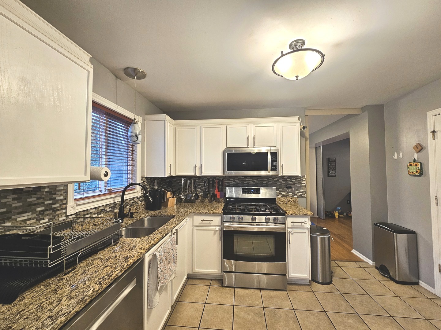 579 Scott Lane Romeoville, IL 60446 - Photo 20 of 38