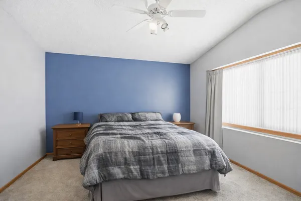 $250,000 | 1227 Elmwood Avenue, Shakopee, MN 55379