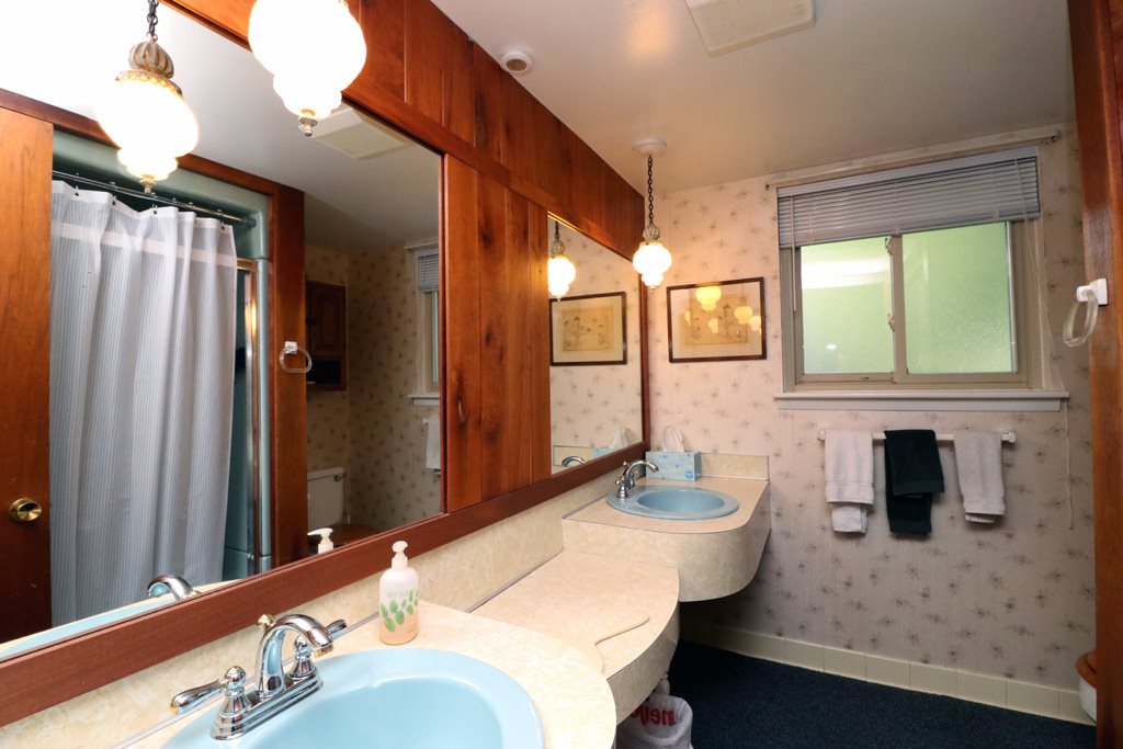 2236 South Nichols Road Lennon, MI 48449 - Photo 16 of 30 31393198-15.JPG