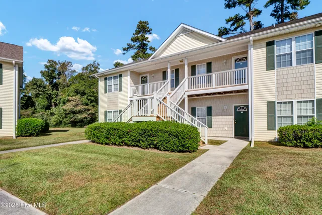 $220,000 | 4615 McClelland Drive, Unit G202, Wilmington, NC 28405