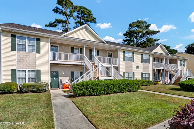 $220,000 | 4615 McClelland Drive, Unit G202, Wilmington, NC 28405