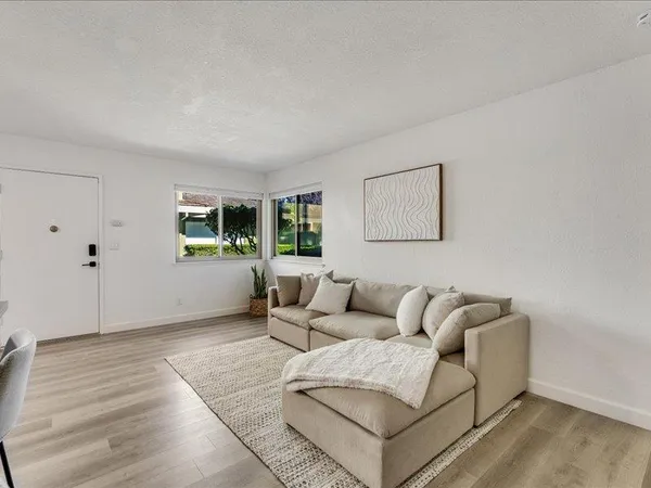 $685,000 | 4475 Diamond Street, Unit 3, Capitola, CA 95010