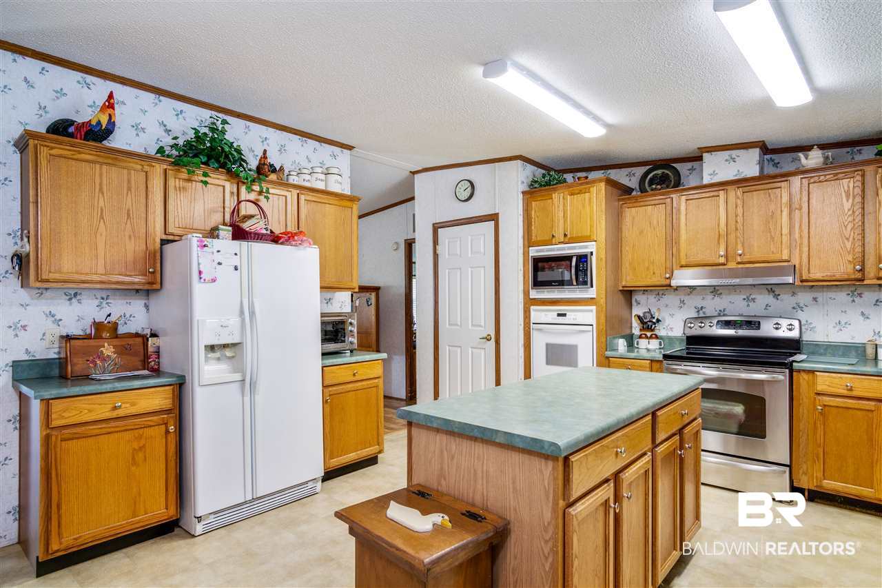 1980 Ridgewood Drive Lillian, AL 36549 - Photo 9 of 28