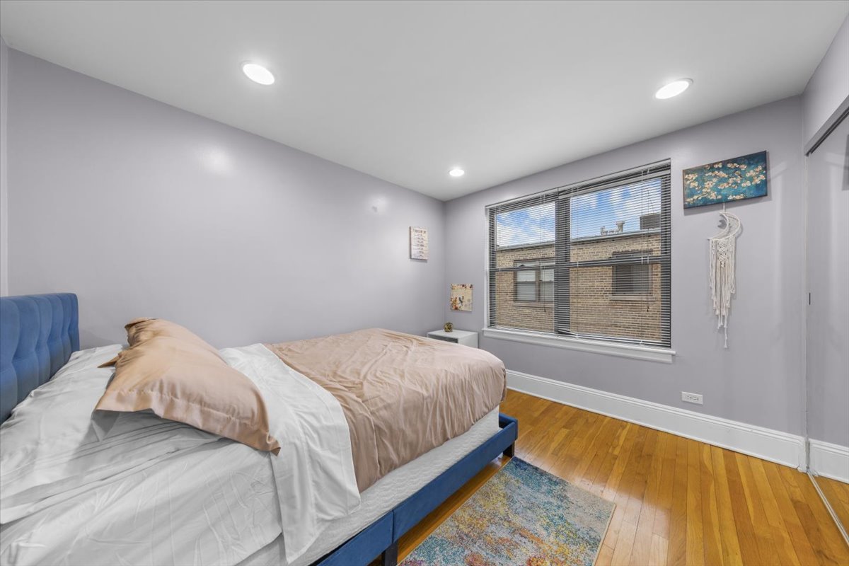 7423 North Sheridan Road, Unit 3W Chicago, IL 60626 - Photo 14 of 16