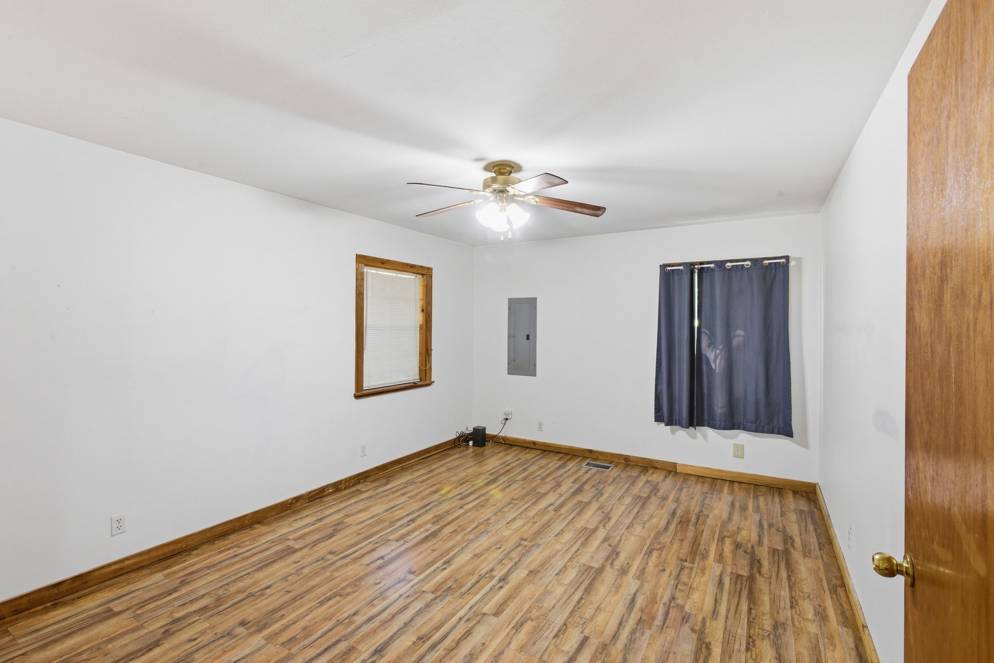 166 Outback Road Lobelville, TN 37097 - Photo 7 of 27