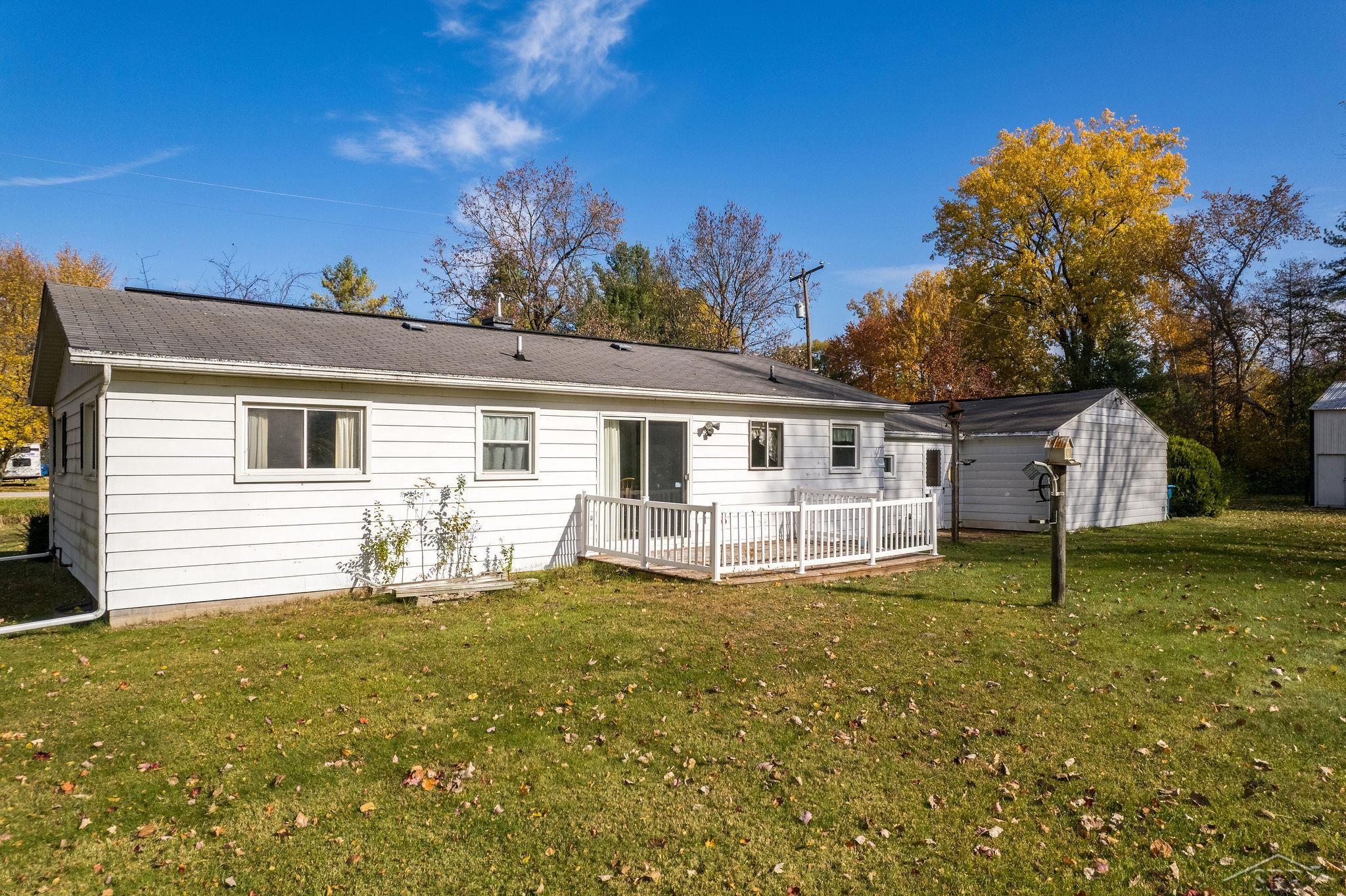 2302 East Freeland Road Midland, MI 48640 - Photo 48 of 48 Rear View