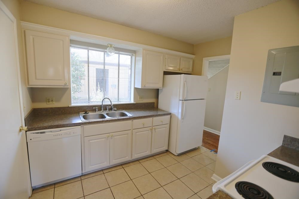 1255 East County Line Road, Unit G5 Jackson, MS 39211 - Photo 4 of 7 Photo 4