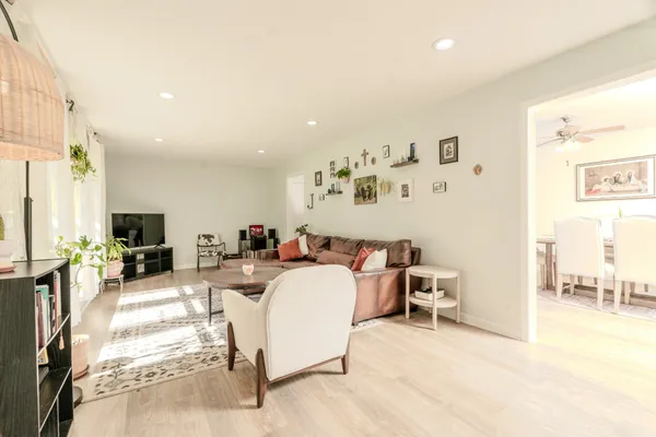 $1,450 | 221 Downer Drive, Clarksville, TN 37042