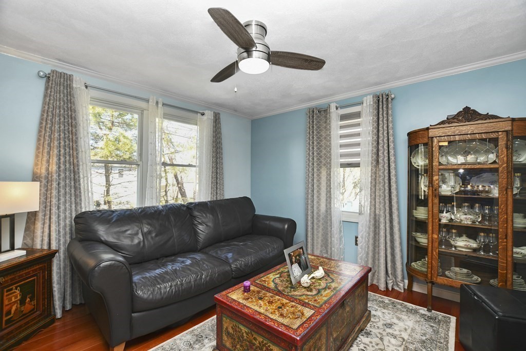 5 Spinale Road Peabody, MA 01960 - Photo 7 of 31 Gallery Image 7