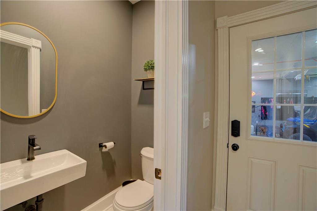 147 Youngs Mill Road Kingston, GA 30145 - Photo 11 of 56