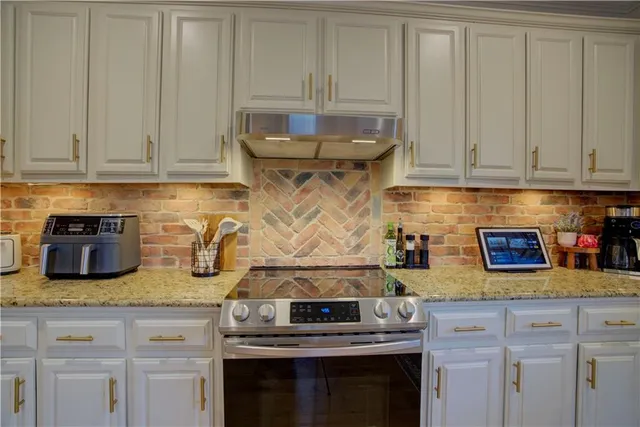 a view of a hallway with workspace