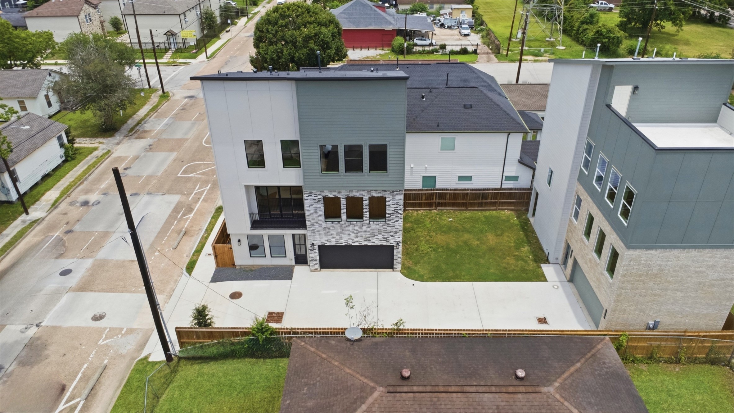 5510 Hardy Street Houston, TX 77009 - Photo 4 of 25