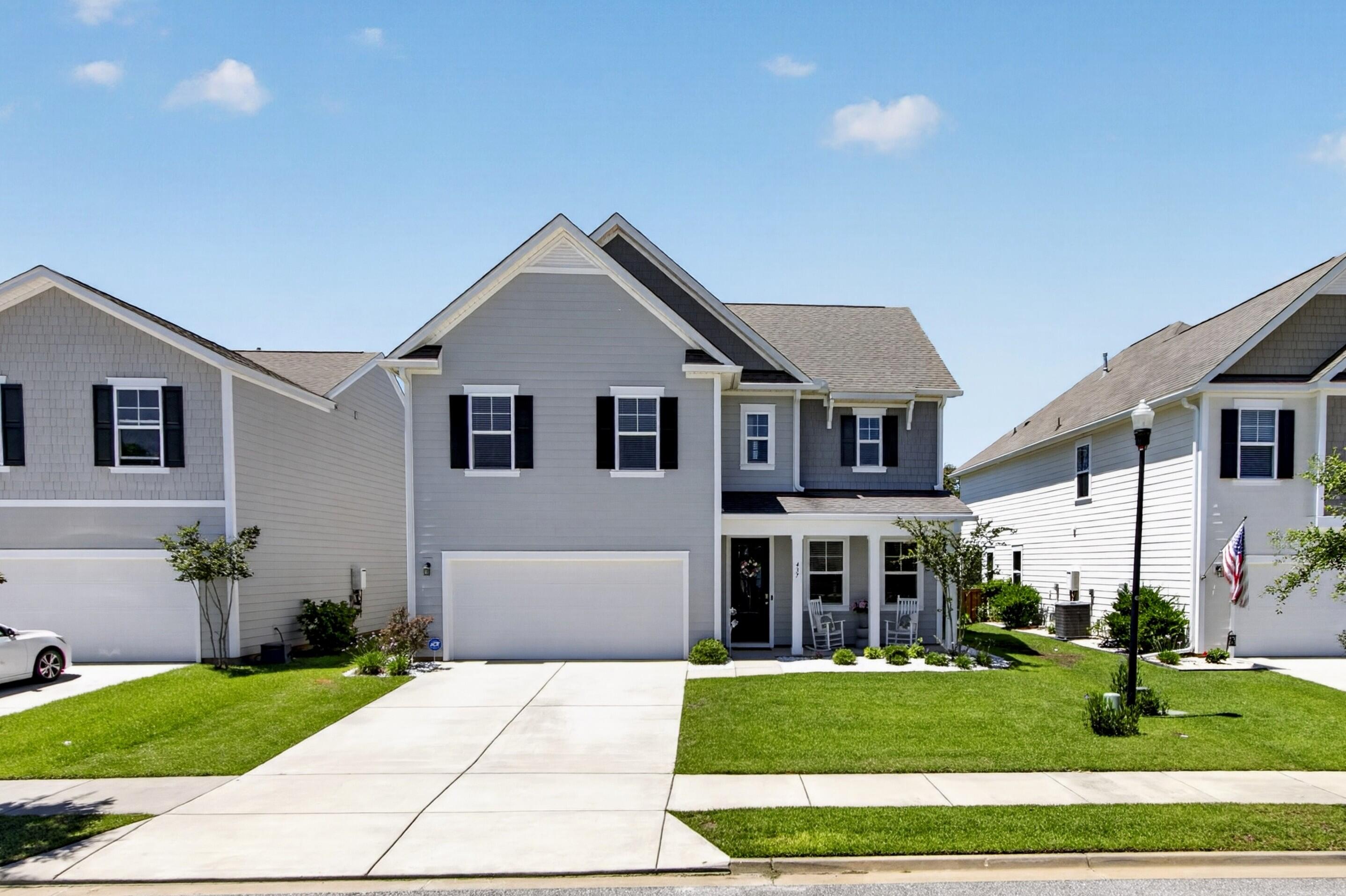 437 Ribbon Road Summerville, SC 29483 - Photo 3 of 41