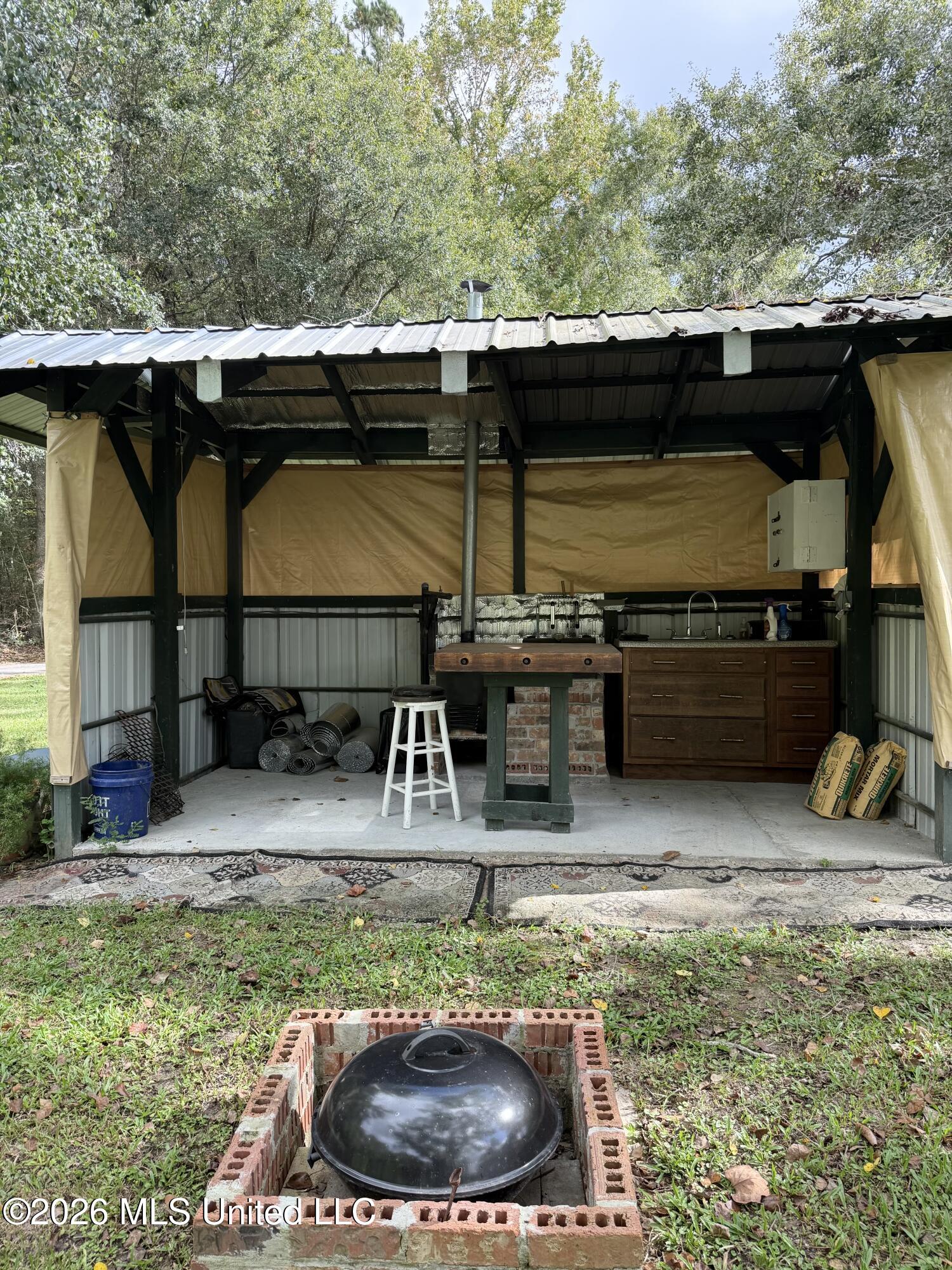 12321 Berkley Road Moss Point, MS 39562 - Photo 28 of 32 IMG_2351