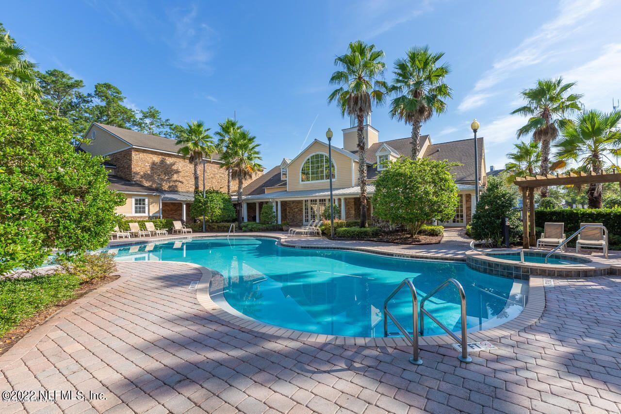 8550 Touchton Road, Unit 522 Jacksonville, FL 32216 - Photo 22 of 23 COMMUNITY POOL