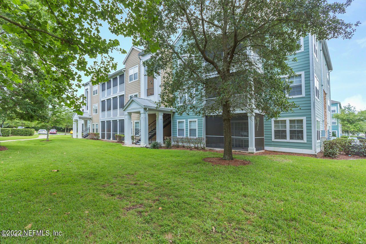 8550 Touchton Road, Unit 522 Jacksonville, FL 32216 - Photo 5 of 23 Green Space From Screened Porch