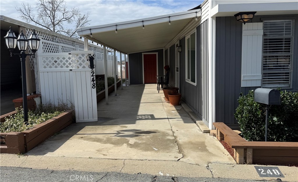 10320 Calimesa Boulevard, Unit 248 Calimesa, CA 92320 - Photo 5 of 45 Home Entrance