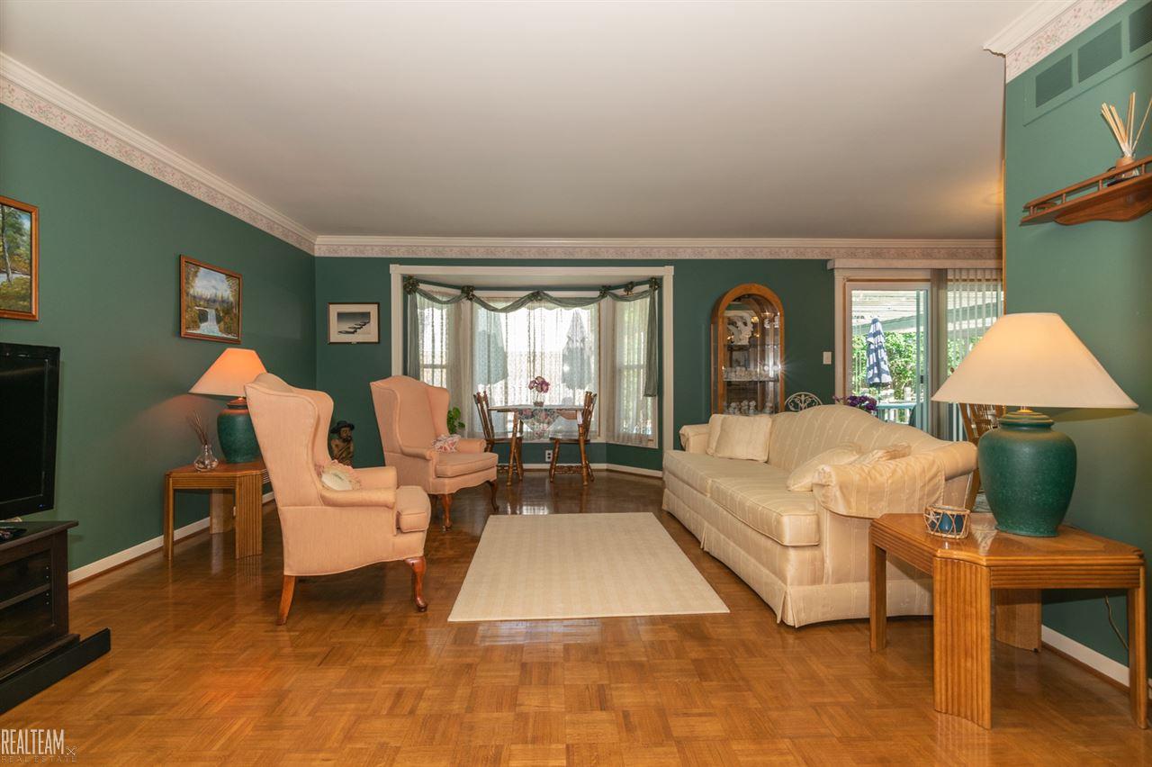 43371 Saal Road Sterling Heights, MI 48313 - Photo 3 of 27 31349096-2.JPG