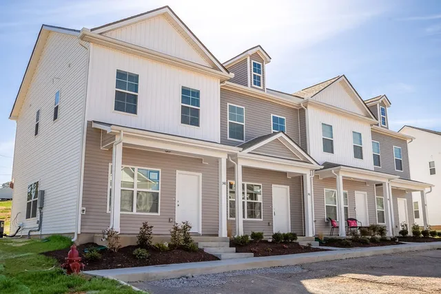 $1,695 | 348 Kristen Court, Columbia, TN 38401