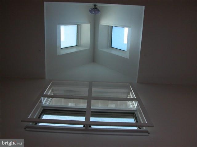 1933 Rudy Road Harrisburg, PA 17104 - Photo 12 of 23 Gallery Image 12