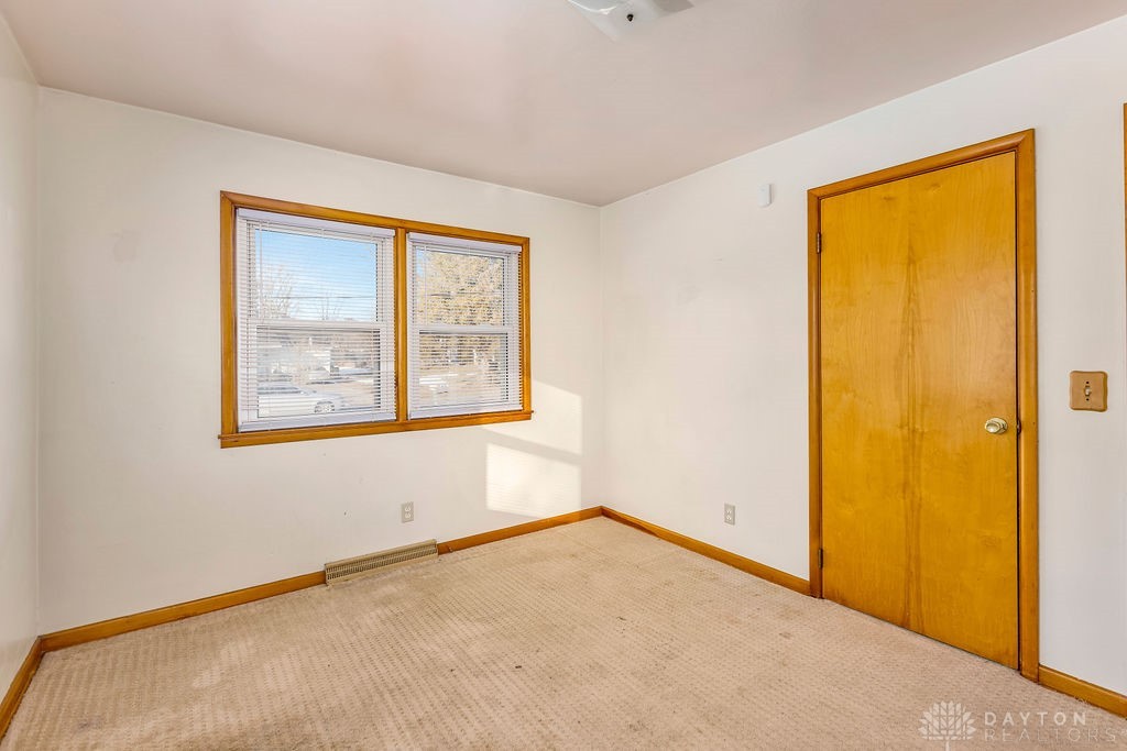 2925 Lantz Road Beavercreek, OH 45434 - Photo 19 of 31 Gallery Image 19